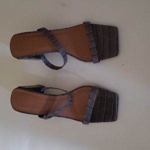 BY FAR TANYA GRAY CROCO EMBOSSED LEATHER SLIM STRAPS SANDAL SIZE 7 NEW